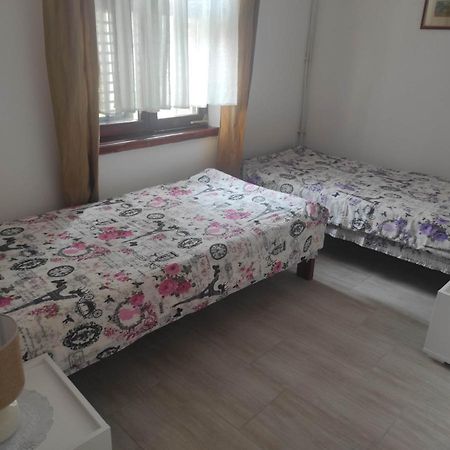 Andrea Airport Apartments Belgrad Exterior foto