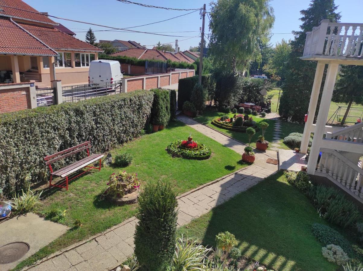 Andrea Airport Apartments Belgrad Exterior foto